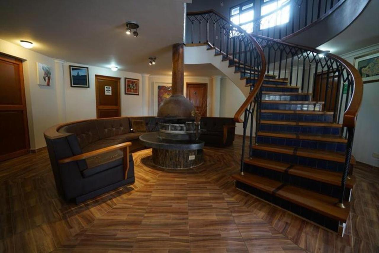 Happy Buddha Hostel & Lodge Guatapé Εξωτερικό φωτογραφία