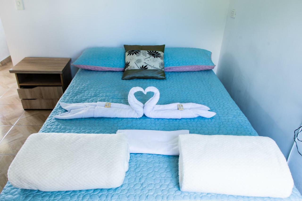 Happy Buddha Hostel & Lodge Guatapé Εξωτερικό φωτογραφία